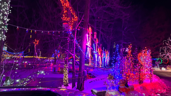 ERDAJT Holiday Christmas Display